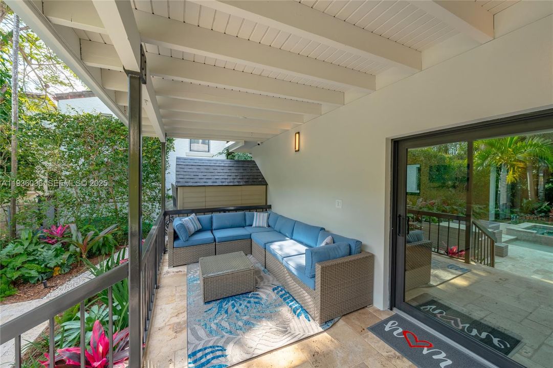 For Sale: $4,500,000 (4 beds, 3 baths, 2152 Square Feet)