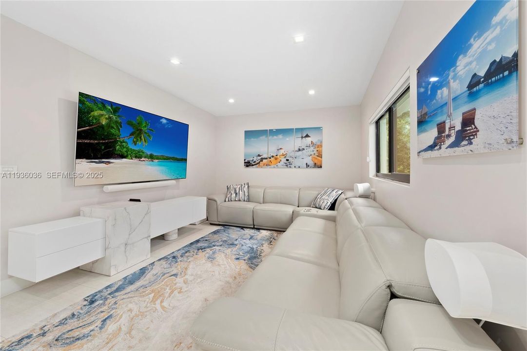 For Sale: $4,500,000 (4 beds, 3 baths, 2152 Square Feet)