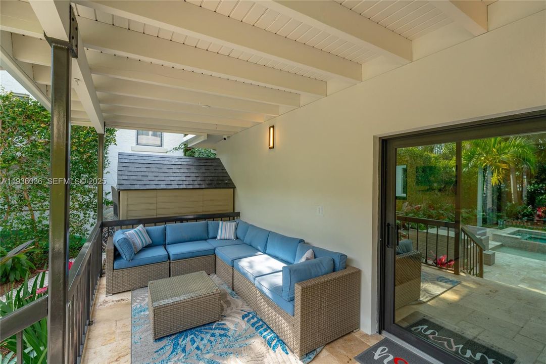 For Sale: $4,500,000 (4 beds, 3 baths, 2152 Square Feet)