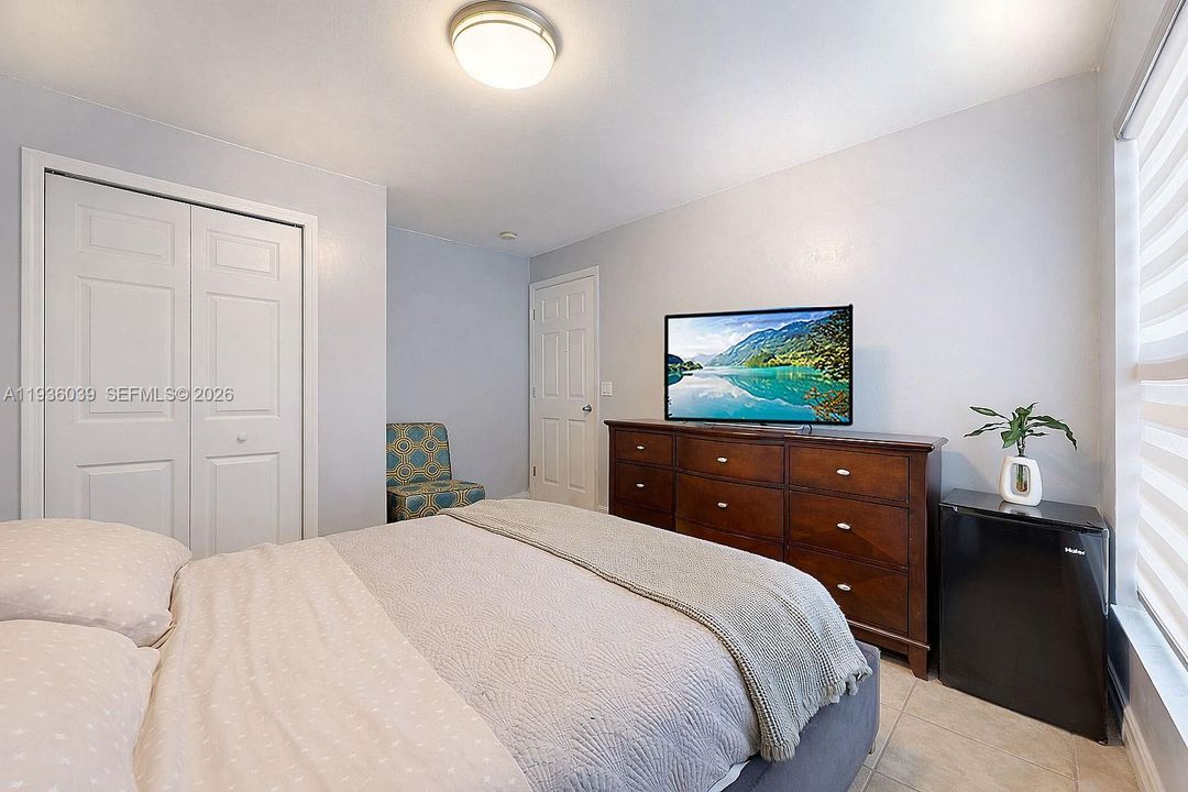 For Sale: $615,000 (4 beds, 2 baths, 1880 Square Feet)