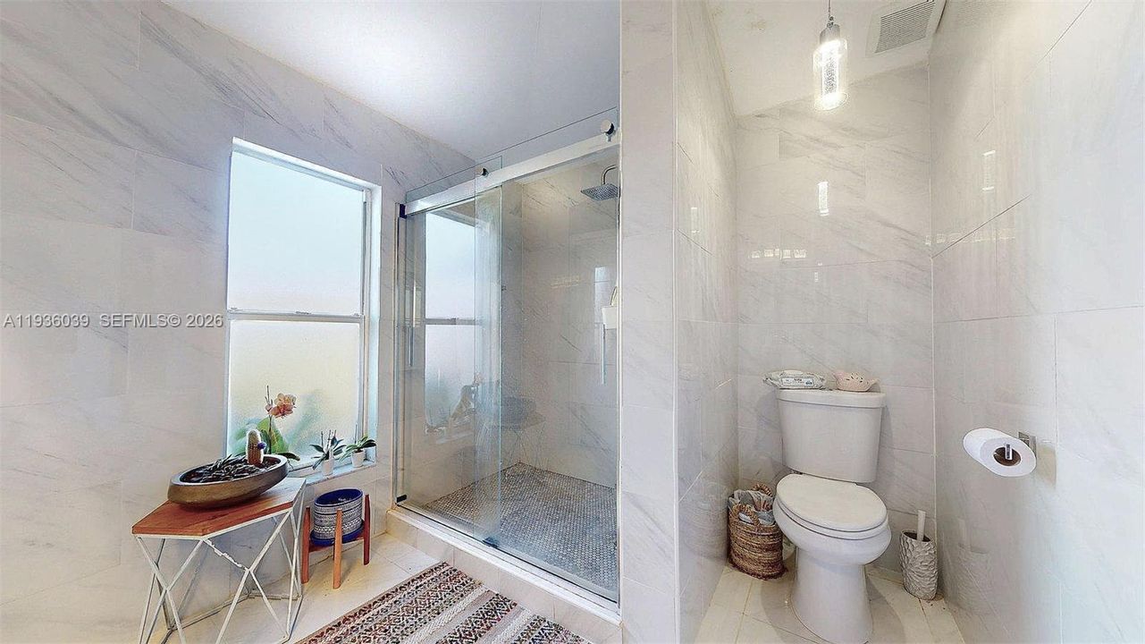 For Sale: $615,000 (4 beds, 2 baths, 1880 Square Feet)