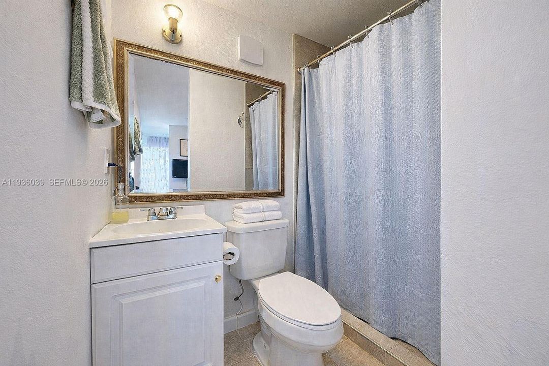 For Sale: $615,000 (4 beds, 2 baths, 1880 Square Feet)