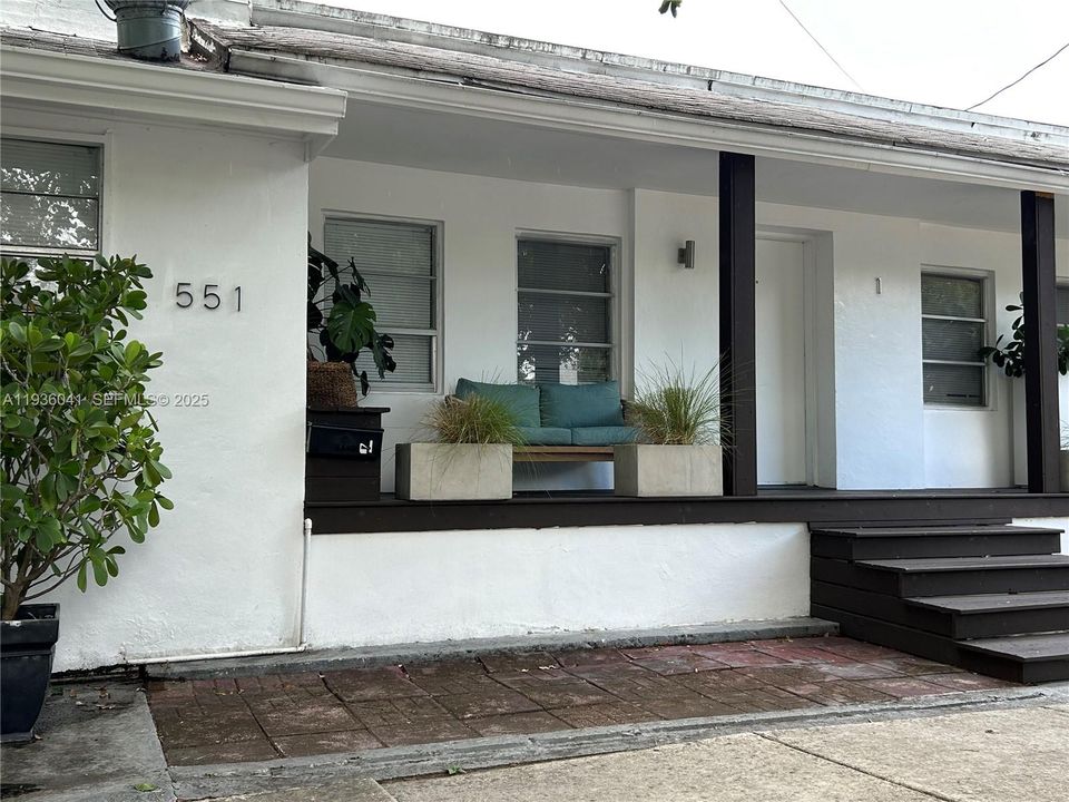 For Rent: $2,250 (2 beds, 1 baths, 0 Square Feet)