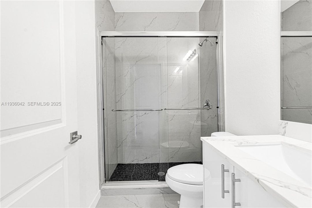 В аренду: $4,540 (5 спален, 3 ванн, 0 Квадратных фут)