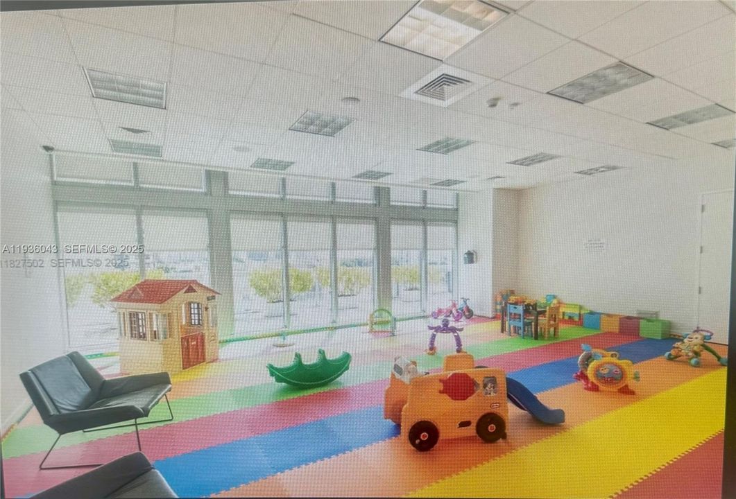 En Renta: $4,100 (2 camas, 2 baños, 1024 Pies cuadrados)