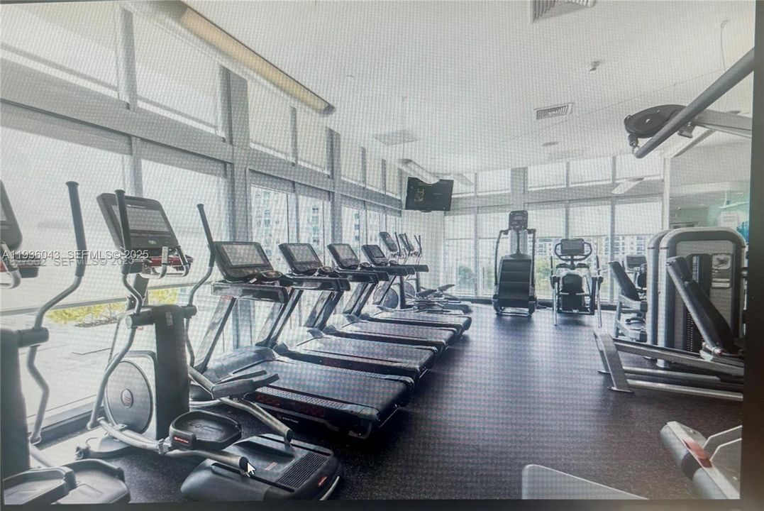 En Renta: $4,100 (2 camas, 2 baños, 1024 Pies cuadrados)