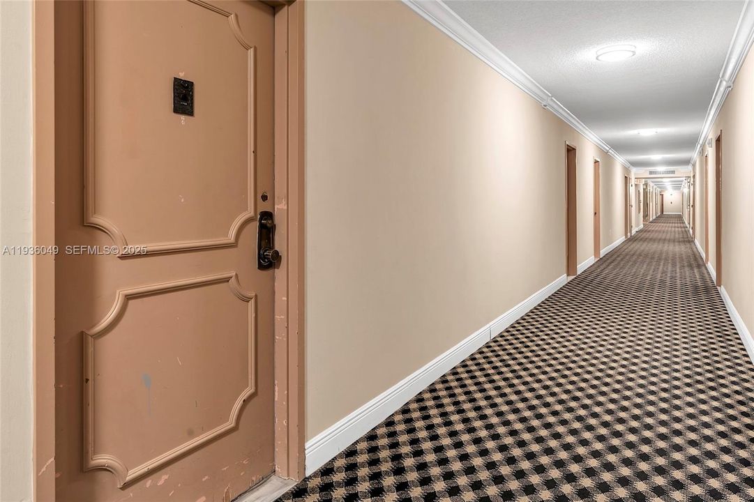 For Rent: $3,250 (2 beds, 2 baths, 1100 Square Feet)