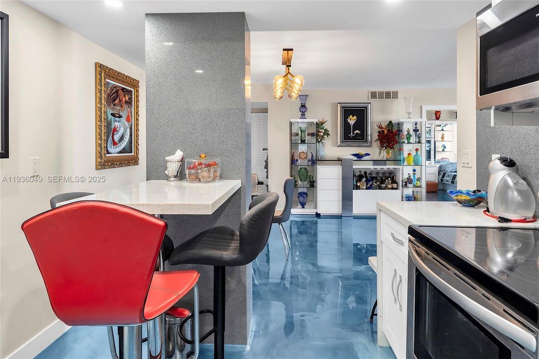 For Rent: $3,250 (2 beds, 2 baths, 1100 Square Feet)