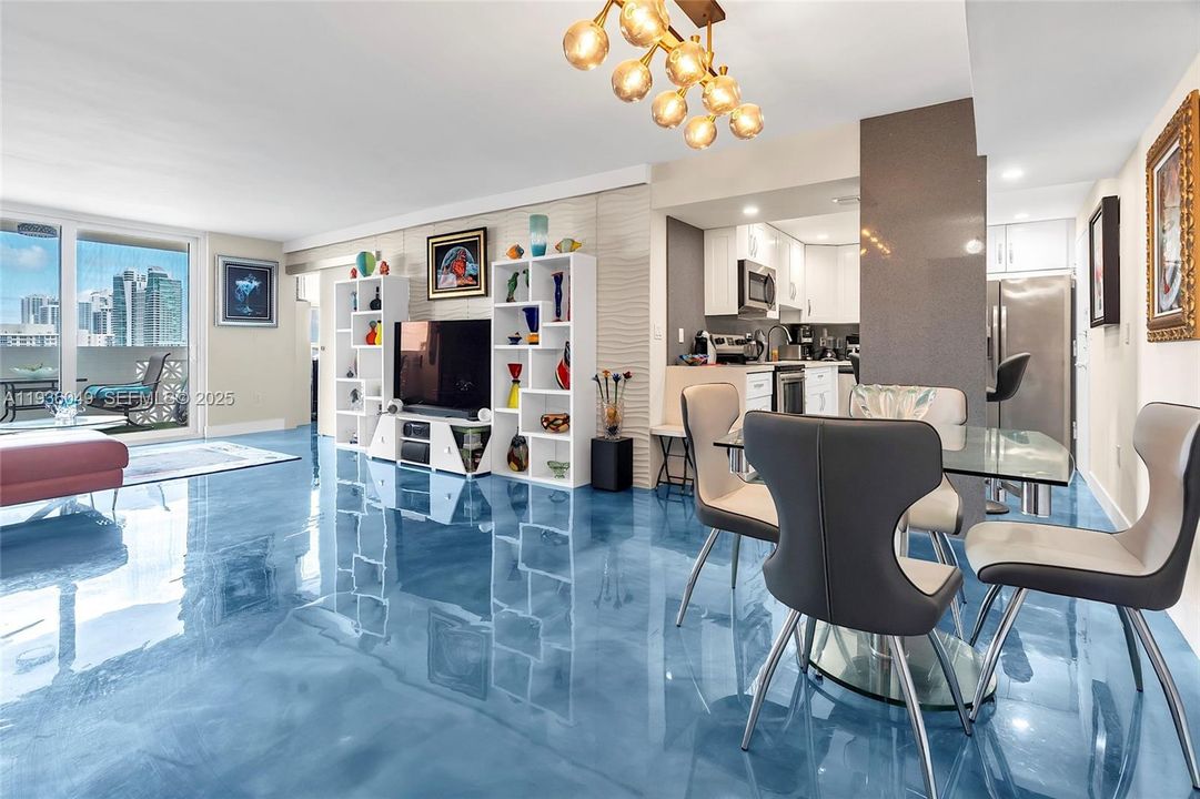 For Rent: $3,250 (2 beds, 2 baths, 1100 Square Feet)