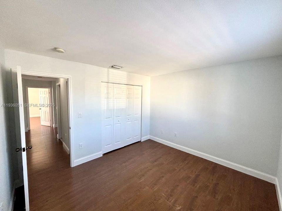 For Rent: $3,200 (4 beds, 2 baths, 1667 Square Feet)