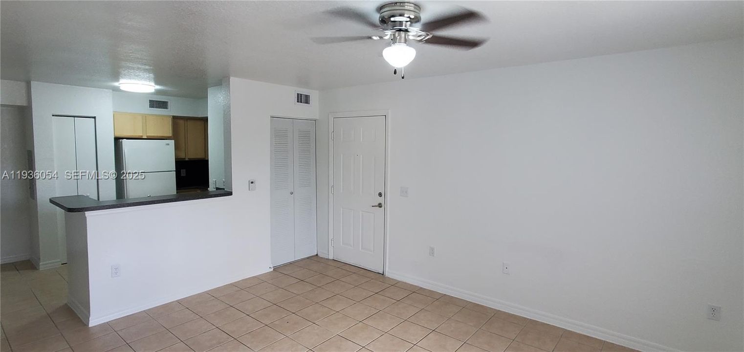 В аренду: $1,321 (1 спален, 1 ванн, 630 Квадратных фут)