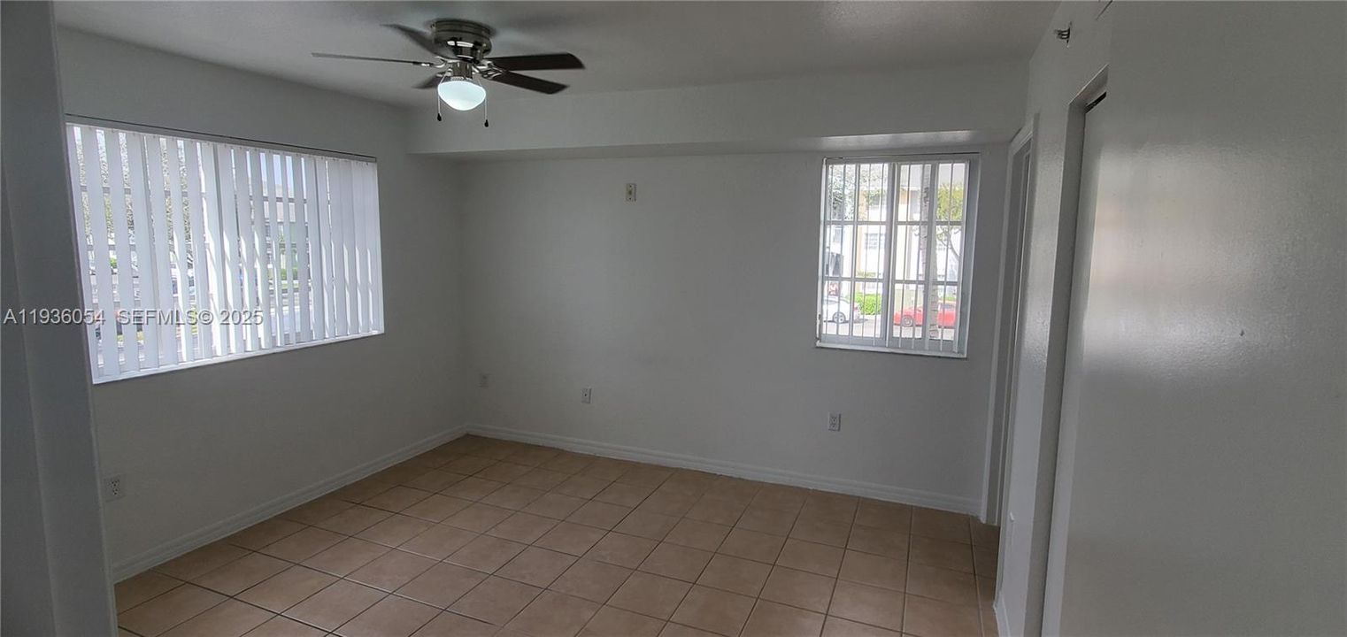 В аренду: $1,321 (1 спален, 1 ванн, 630 Квадратных фут)