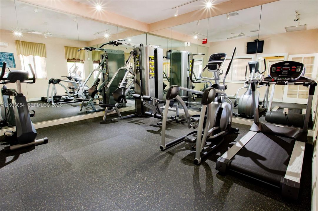 В аренду: $1,321 (1 спален, 1 ванн, 630 Квадратных фут)