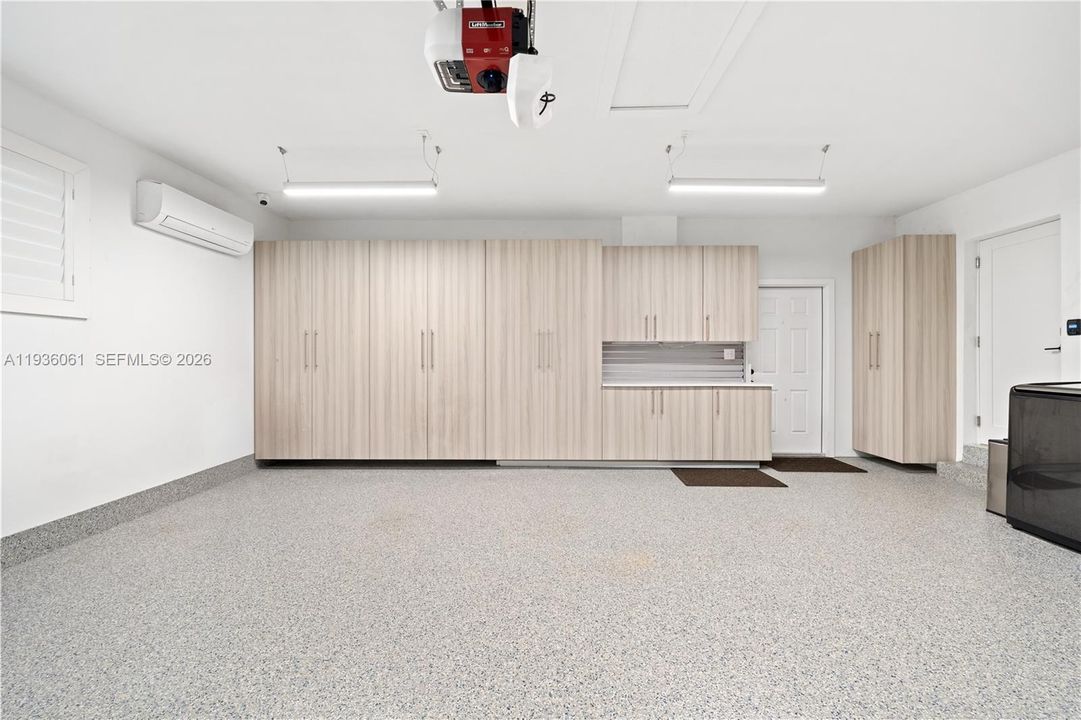 На продажу: $1,150,000 (3 спален, 2 ванн, 1566 Квадратных фут)