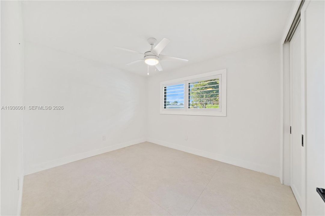 На продажу: $1,150,000 (3 спален, 2 ванн, 1566 Квадратных фут)