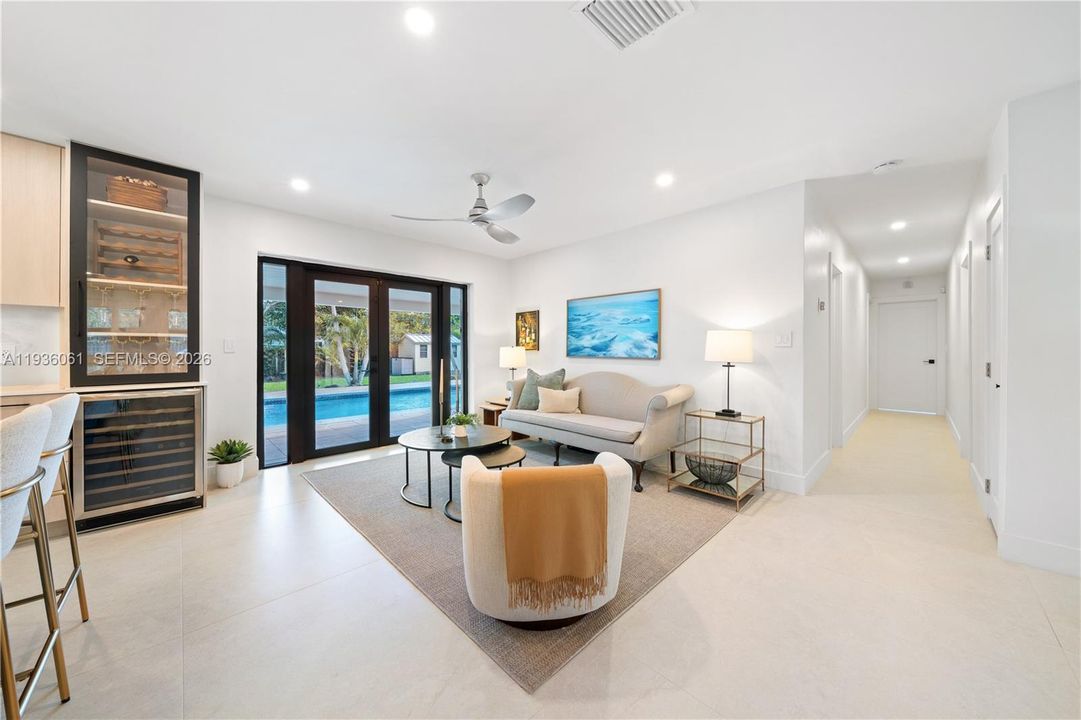 На продажу: $1,150,000 (3 спален, 2 ванн, 1566 Квадратных фут)