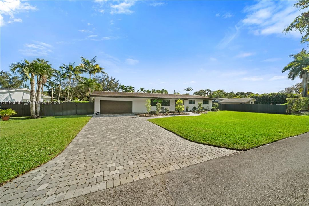 На продажу: $1,150,000 (3 спален, 2 ванн, 1566 Квадратных фут)