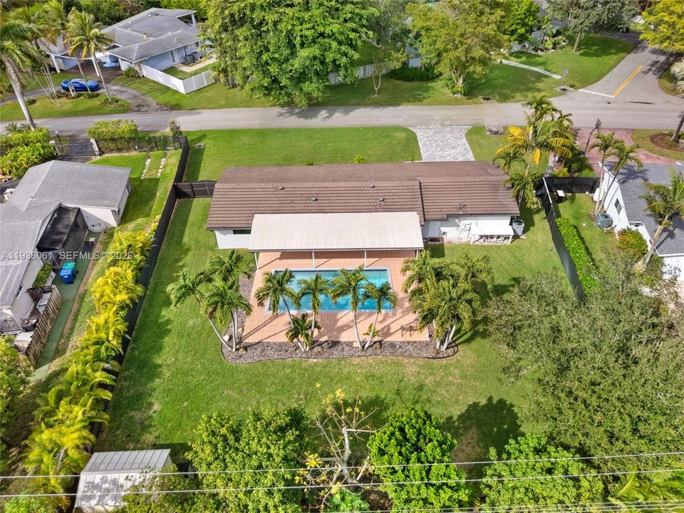 На продажу: $1,150,000 (3 спален, 2 ванн, 1566 Квадратных фут)