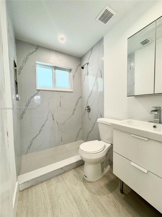 待售: $979,900 (0 贝兹, 0 浴室, 2128 平方英尺)