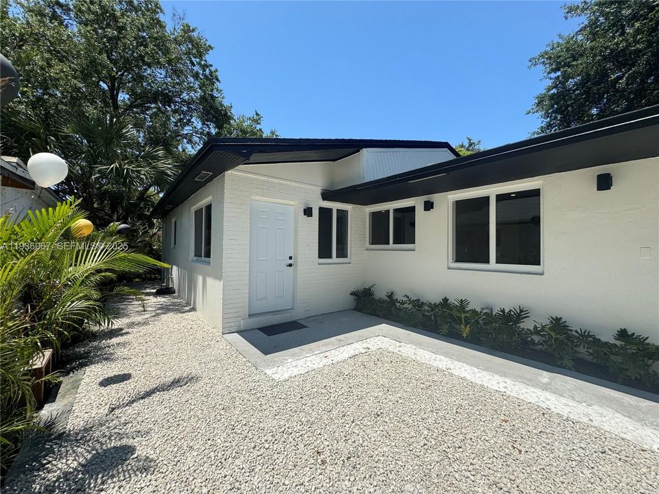 待售: $979,900 (0 贝兹, 0 浴室, 2128 平方英尺)