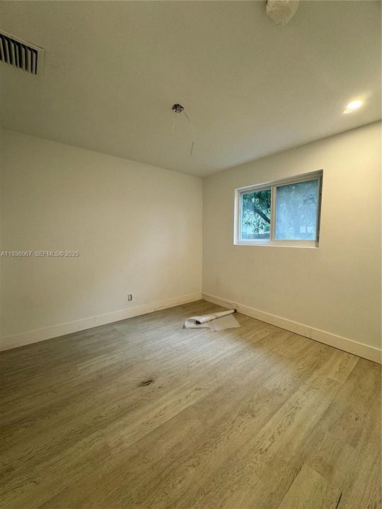 待售: $979,900 (0 贝兹, 0 浴室, 2128 平方英尺)