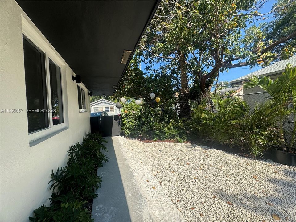 待售: $979,900 (0 贝兹, 0 浴室, 2128 平方英尺)