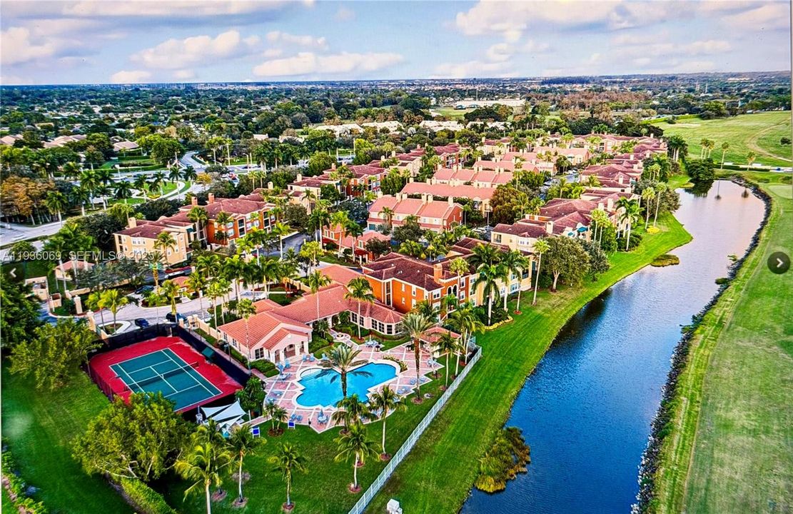 出租: $3,500 (2 贝兹, 2 浴室, 1401 平方英尺)