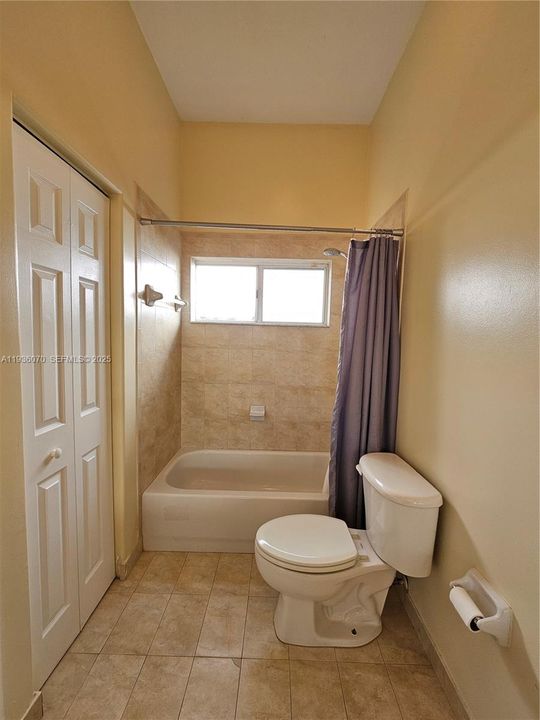 For Rent: $3,600 (3 beds, 2 baths, 1908 Square Feet)