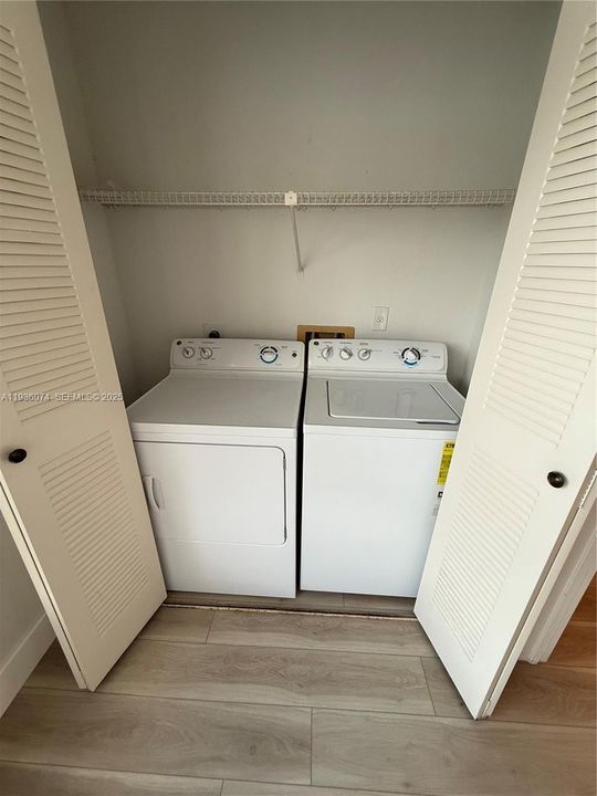 For Rent: $1,580 (1 beds, 1 baths, 712 Square Feet)