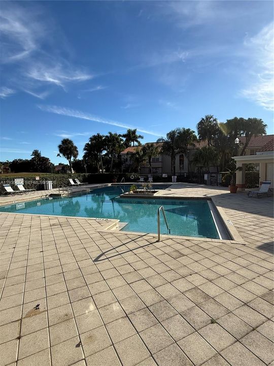 В аренду: $1,580 (1 спален, 1 ванн, 712 Квадратных фут)