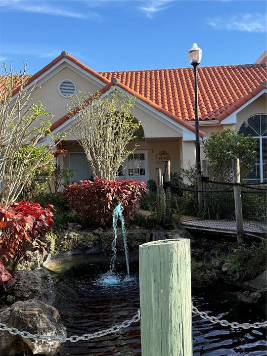 В аренду: $1,580 (1 спален, 1 ванн, 712 Квадратных фут)