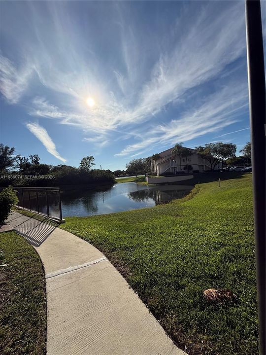 В аренду: $1,580 (1 спален, 1 ванн, 712 Квадратных фут)