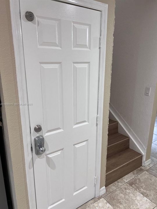 В аренду: $2,650 (3 спален, 2 ванн, 1131 Квадратных фут)