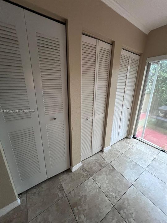 В аренду: $2,650 (3 спален, 2 ванн, 1131 Квадратных фут)