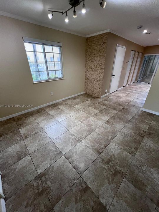 В аренду: $2,650 (3 спален, 2 ванн, 1131 Квадратных фут)