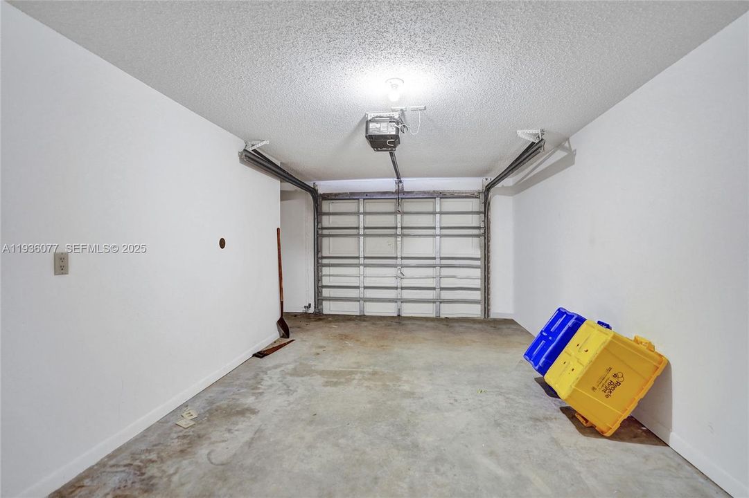 Oversizedf one car garage!