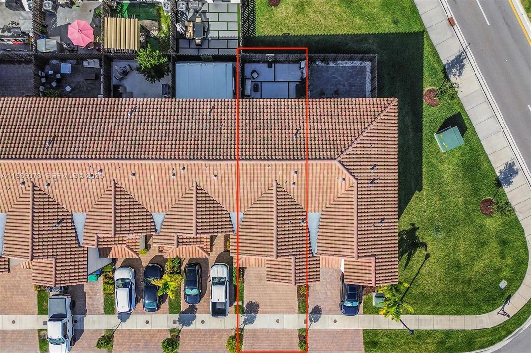 For Sale: $475,000 (3 beds, 2 baths, 1827 Square Feet)