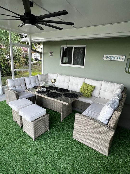 出租: $6,700 (3 贝兹, 2 浴室, 2674 平方英尺)