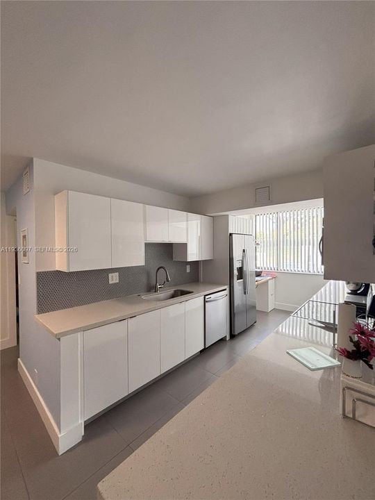 For Rent: $2,450 (3 beds, 2 baths, 1150 Square Feet)