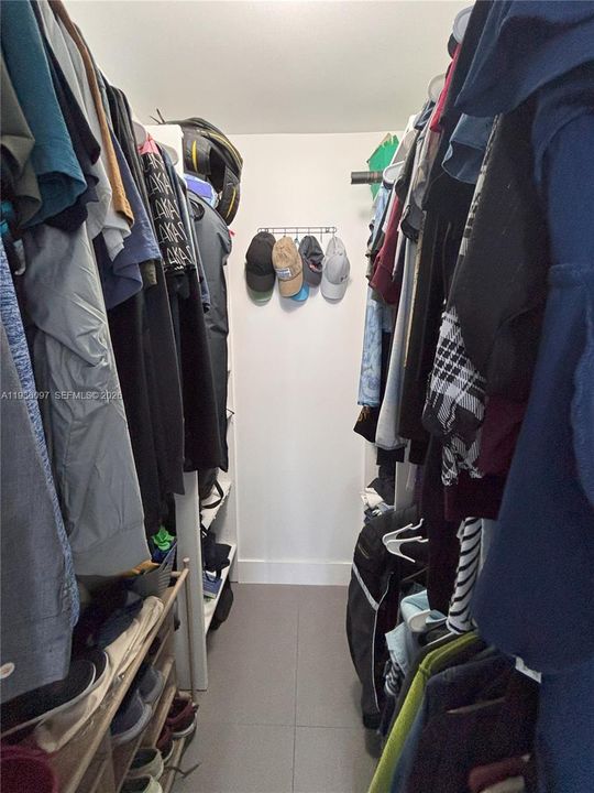 For Rent: $2,450 (3 beds, 2 baths, 1150 Square Feet)