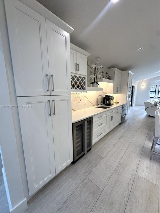 For Sale: $1,750,000 (4 beds, 3 baths, 3113 Square Feet)