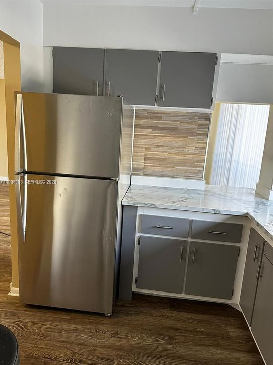 For Rent: $1,995 (1 beds, 1 baths, 767 Square Feet)