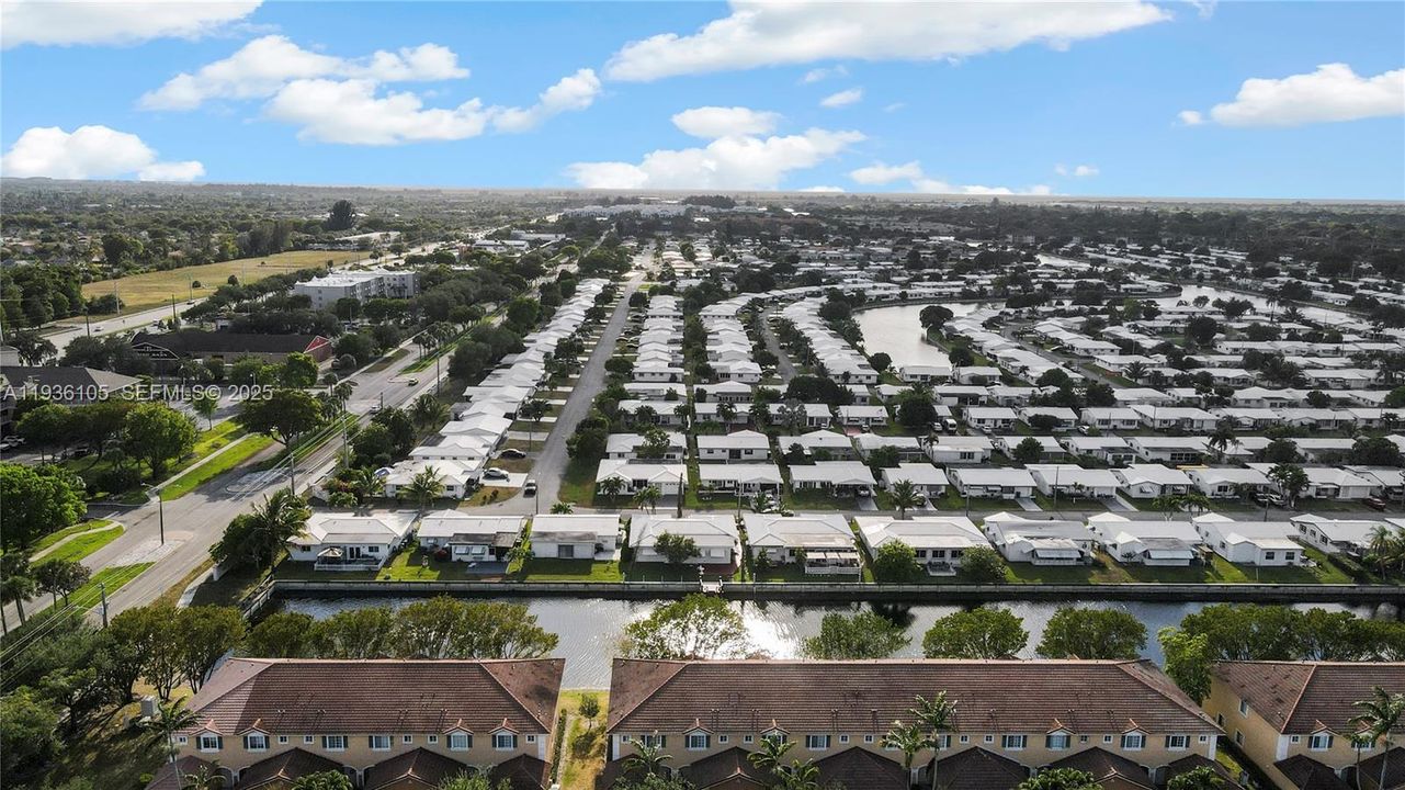 На продажу: $355,000 (2 спален, 2 ванн, 1660 Квадратных фут)