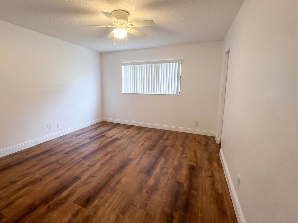 5-Master Bedroom
