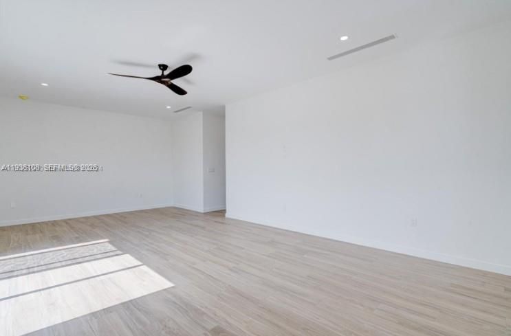 For Rent: $6,500 (4 beds, 3 baths, 3064 Square Feet)