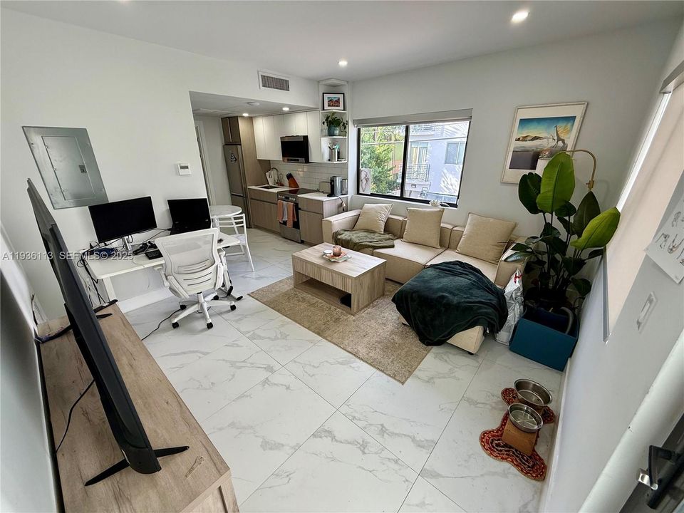 For Rent: $2,975 (1 beds, 1 baths, 0 Square Feet)