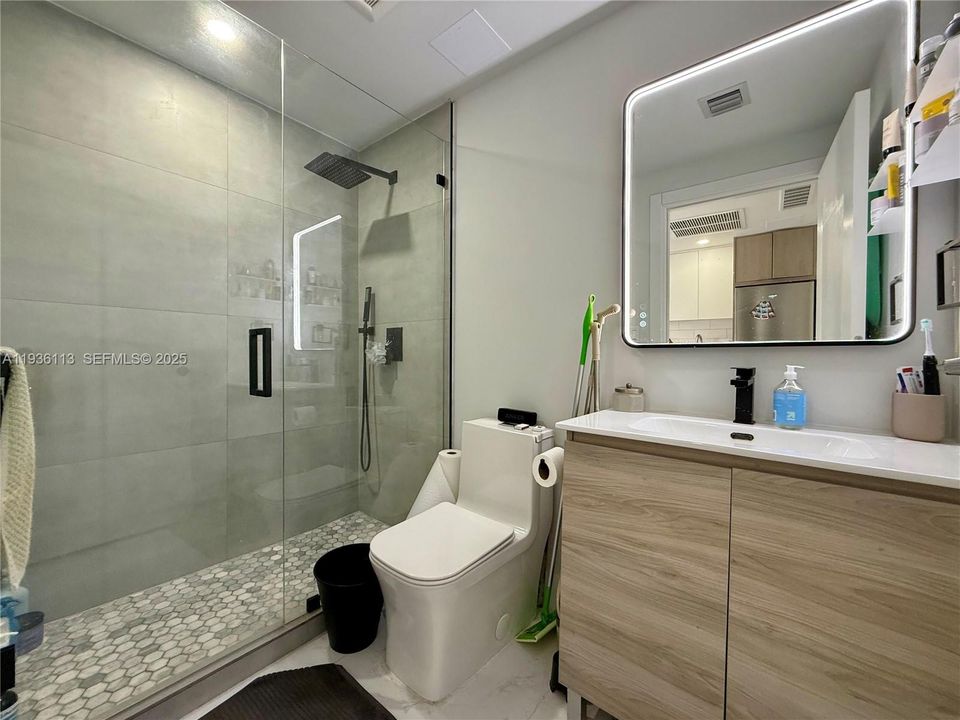 For Rent: $2,975 (1 beds, 1 baths, 0 Square Feet)