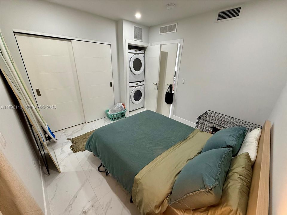 For Rent: $2,975 (1 beds, 1 baths, 0 Square Feet)