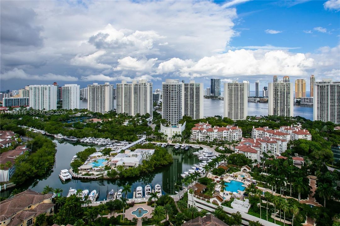 待售: $606,000 (3 贝兹, 2 浴室, 1520 平方英尺)