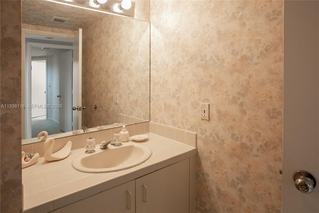 待售: $606,000 (3 贝兹, 2 浴室, 1520 平方英尺)